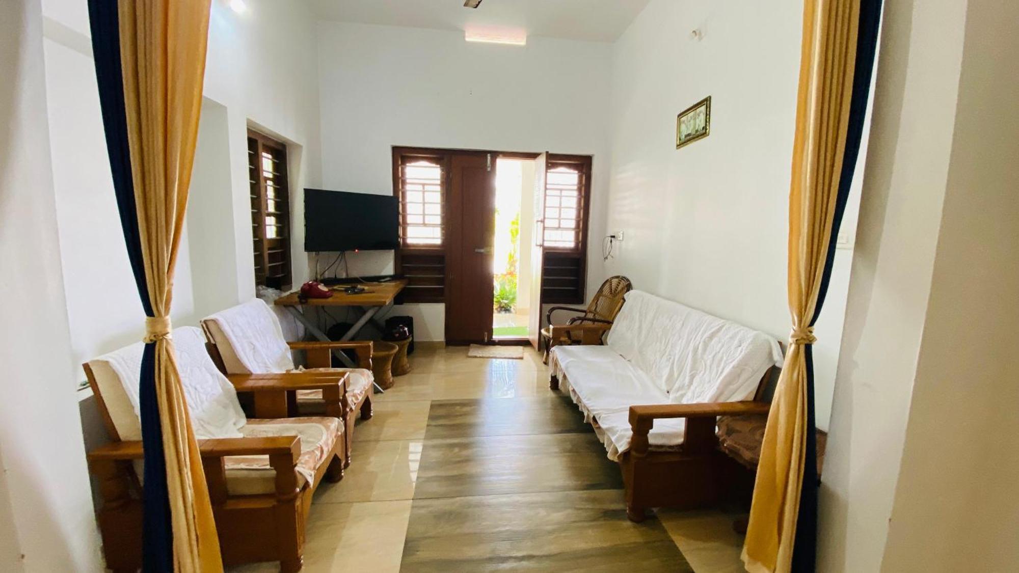 Green Island Homestay Riverside 科泽科德 外观 照片