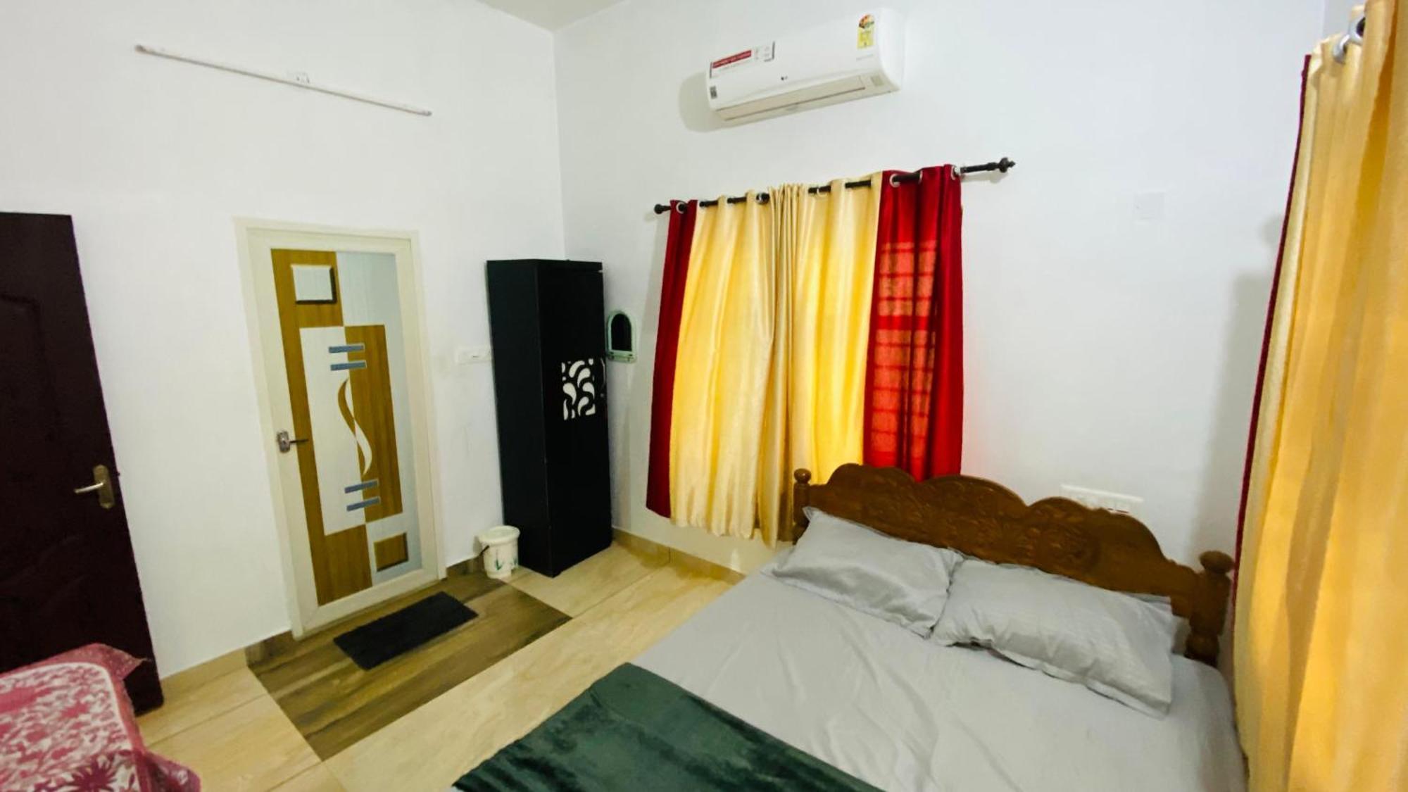 Green Island Homestay Riverside 科泽科德 外观 照片